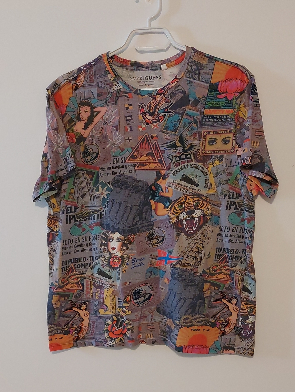 Guess Multicolor Tattoo Flash Graphic Short Sleeve T-shirt VGUC Size L